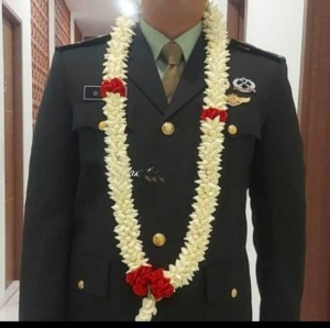 Melati Kalung Penyambutan Pedang Pora